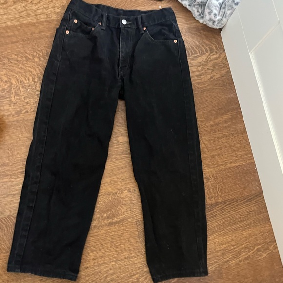 Vintage perfect black Levi’s cropped - Picture 2 of 6